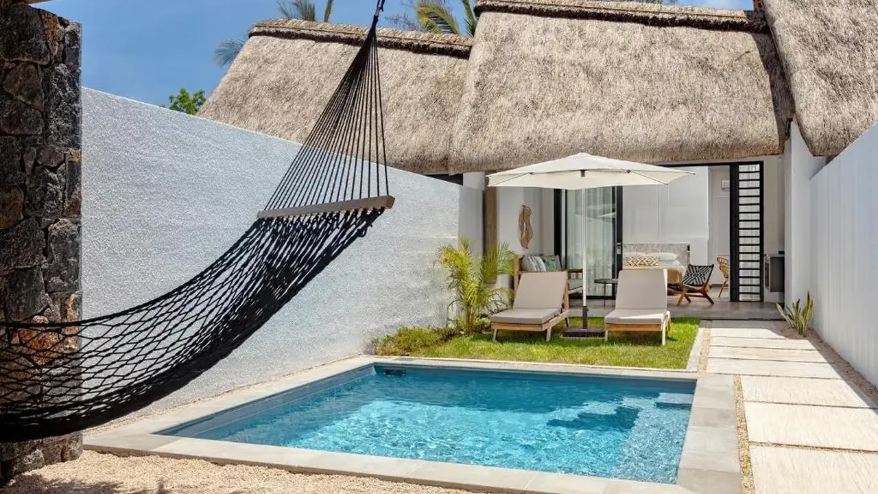 TROPICAL ATTITUDE