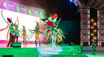 TROPICAL DELUXE PRINCESS (ex. TROPICAL PRINCESS)