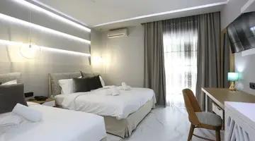 Tropical Hotel