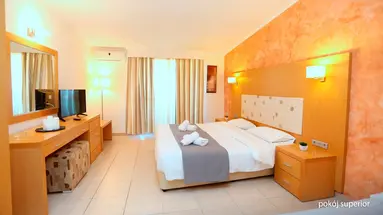 Tropical Hotel