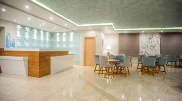 TROPICAL HOTEL