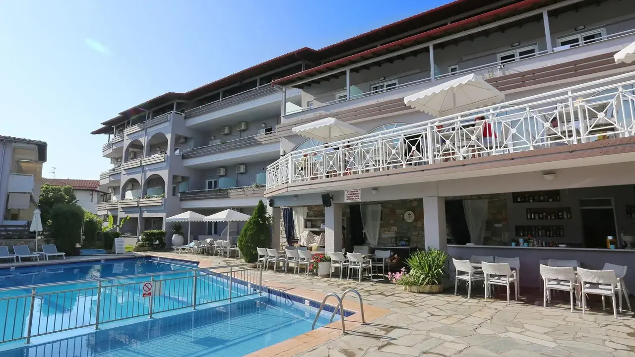 Tropical Hotel