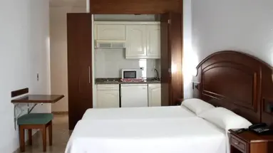Tropical Hotel