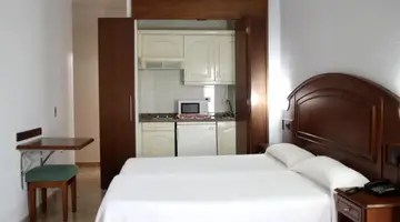 Tropical Hotel