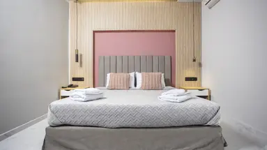 TROPICAL HOTEL