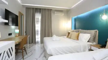 Tropical Hotel