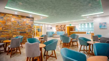 Tropical Hotel