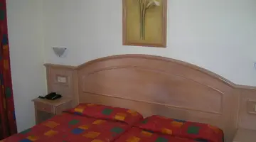 Tropical Hotel