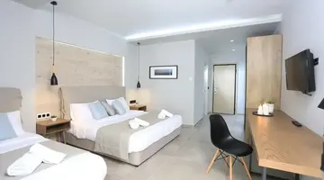 Tropical Hotel