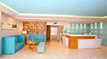 Tropical Hotel