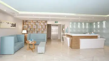 Tropical Hotel