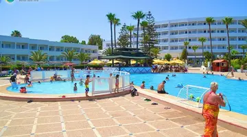 Tropicana Club & SPA