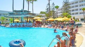 Tropicana Club & SPA