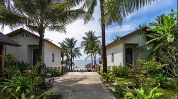 TROPICANA RESORT