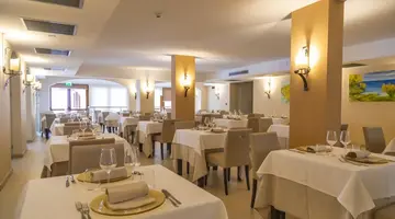 TROPIS HOTEL