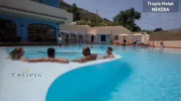 TROPIS HOTEL