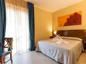 TROPIS HOTEL