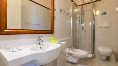 TROPIS HOTEL