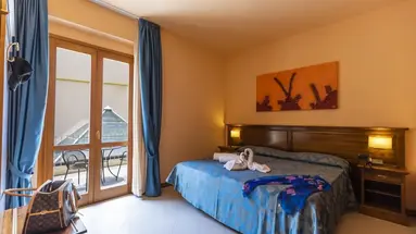 TROPIS HOTEL