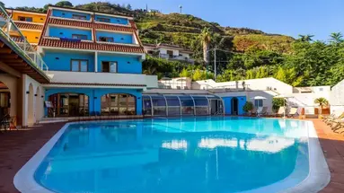 TROPIS HOTEL