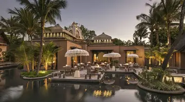 TROU AUX BICHES BEACHCOMBER GOLF RESORT & SPA