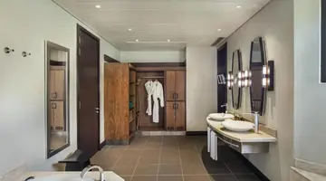TROU AUX BICHES BEACHCOMBER GOLF RESORT & SPA
