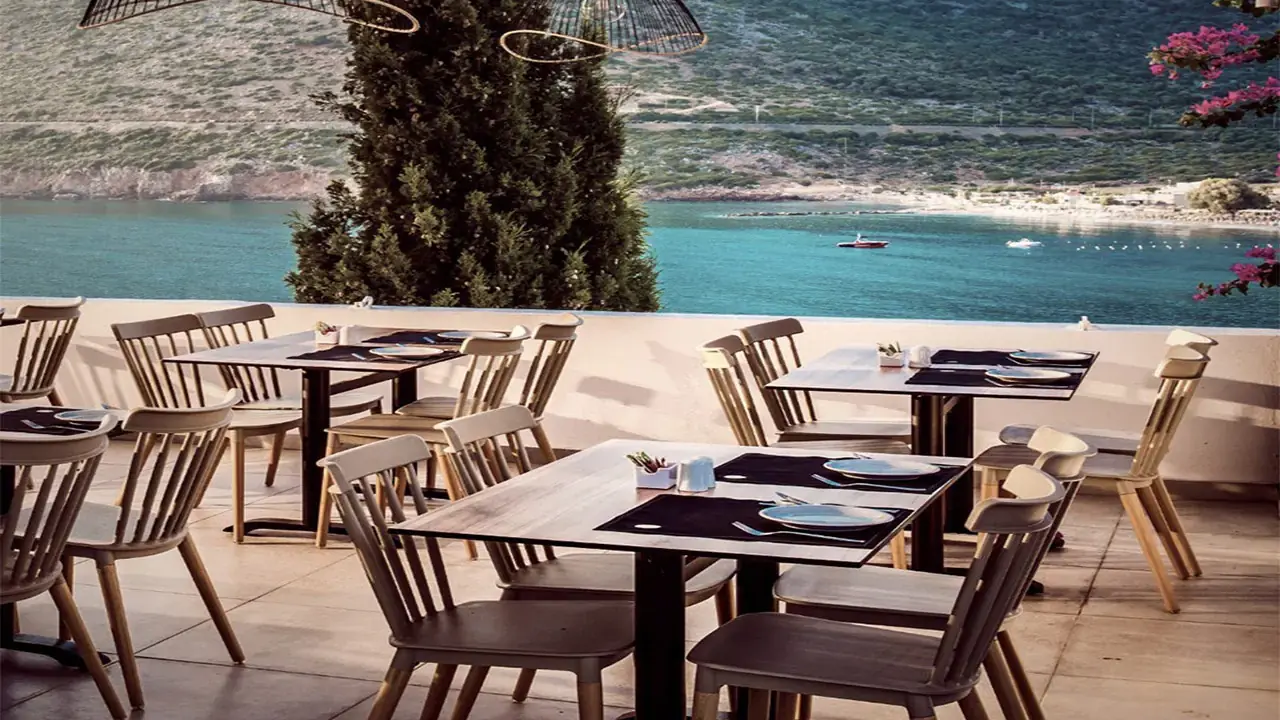 Troulis Apart Hotel