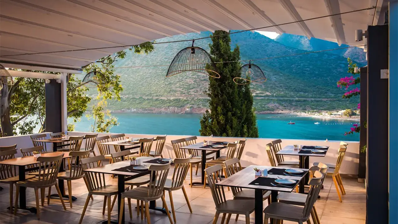 Troulis Apart Hotel