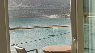 TROULIS APART HOTEL
