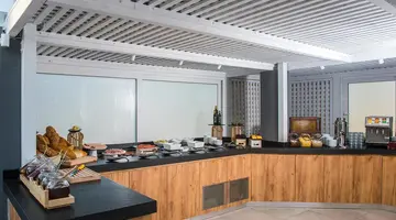 TROULIS APART HOTEL