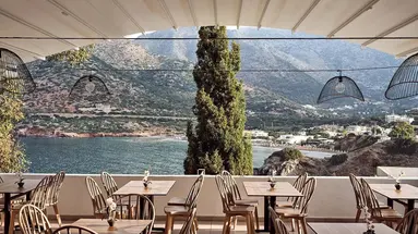 TROULIS APART HOTEL