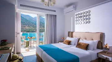 TROULIS APART HOTEL