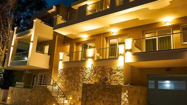 TROULIS APART HOTEL