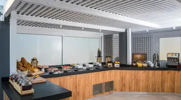TROULIS APART HOTEL