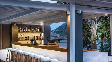 TROULIS APART HOTEL