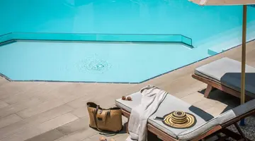 TROULIS APART HOTEL