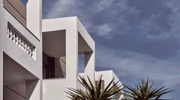 TROULIS APART HOTEL