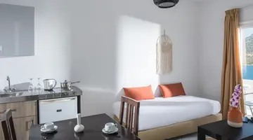 TROULIS APARTMENTS