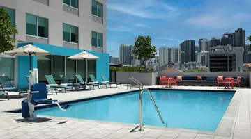 Tru by Hilton Miami West Brickell