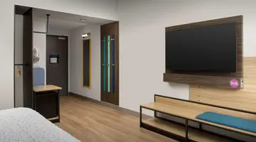 Tru by Hilton Miami West Brickell