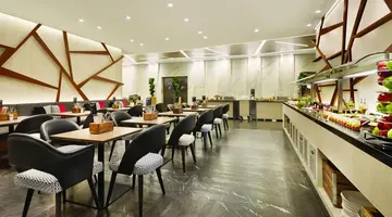 Tryp by Wyndham Dubai Barsha Heights
