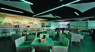 TRYP BY WYNDHAM
