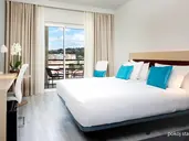 Tryp Lisboa Caparica Mar by Wyndham