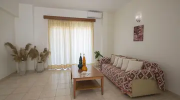 Tsambikos Apartments