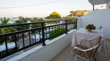 Tsambikos Apartments