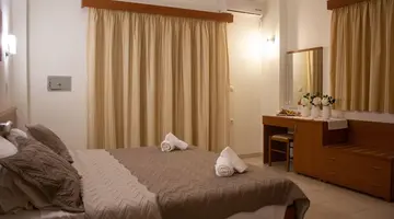 Tsambikos Apartments