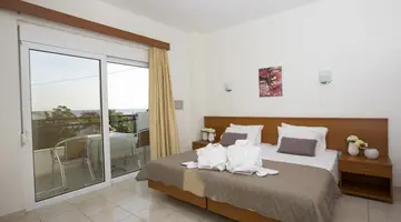 Tsambikos Apartments