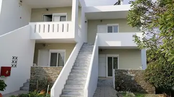 Tselios Apartments & Studios
