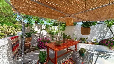 Tselios Apartments & Studios