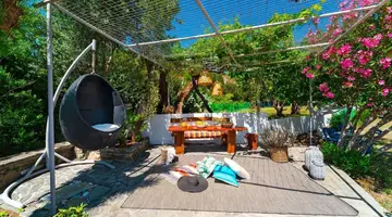 Tselios Apartments & Studios